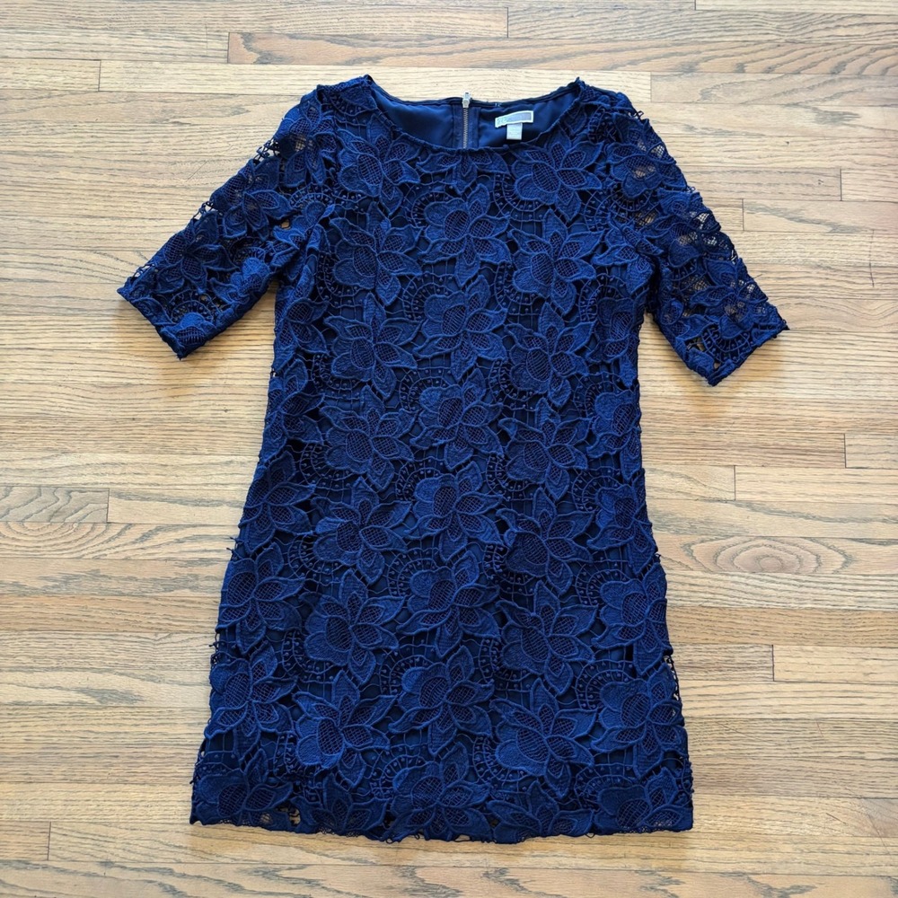 Chelsea28 Navy Blue Floral Lace Shift Dress Womens Size 2 Short Sleeve Mini